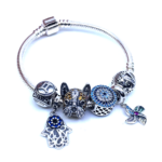 pulsera Pandora con charms de plata
