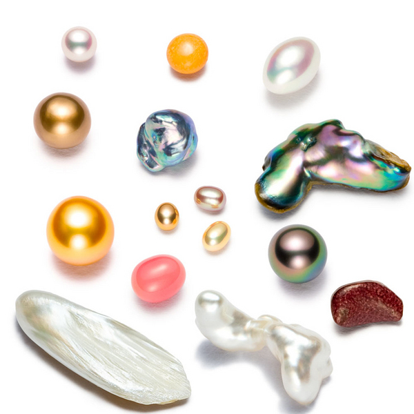 diferentes perlas de colores
