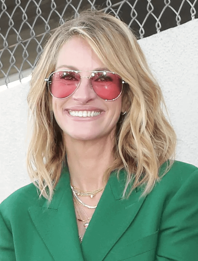 Julia Roberts con gafas de sol