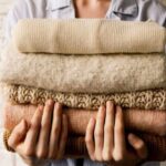 varias prendas de ropa de cashmere