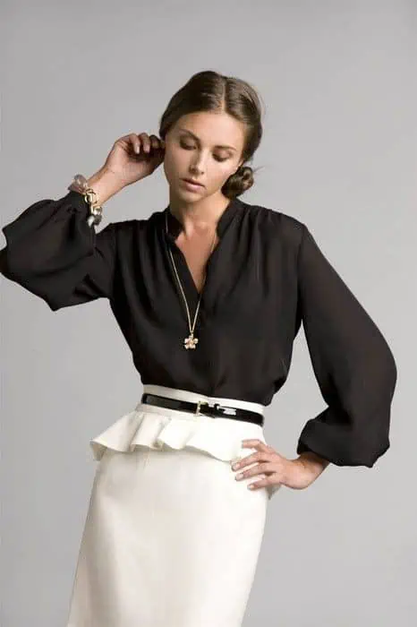 look formal falda blusa negra