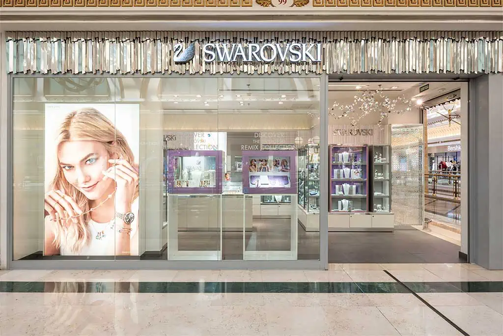 fachada tienda swarovski